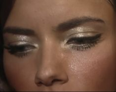 Victoria’s Secret Makeup 2000s, 2008 Victoria Secret Makeup, 2000s Vs Angel Makeup, 2008 Vs Makeup, Nye Sparkly Makeup, Victorious Secret Makeup, Givenchy Makeup Aesthetic, Victoria Secret Bombshell Makeup, 2003 Makeup Trends