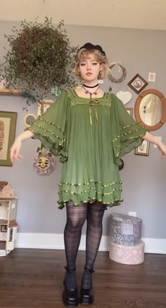 Fairycore Aesthetic Dress, Cottagecore Women Outfit, Fantasy Cottagecore Aesthetic Outfits, Cottage Fashion Aesthetic, Fairy Core Outfits Summer, Aesthetic Clothes Cottagecore, Vintage Fairy Outfit, Psychic Aesthetic Outfit, Dutch Style Fashion The Netherlands