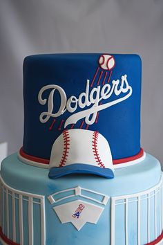 Celebrate in Style with a Los Angeles Dodgers Cake Dodgers Happy Birthday, Dodger Cake Ideas, La Dodgers Birthday Cake, La Dodgers Birthday Invitations, Dodgers Cake, Giants Cake Baseball, Baseball Stitching