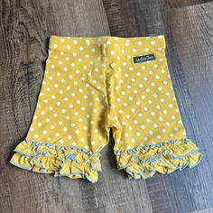 Matilda Jane Shorties. Size 6. New Without Tags. Playful Yellow Shorts For Spring, Playful Yellow Spring Shorts, Cute Yellow Shorts For Playwear, Cute Yellow Shorts For Spring, Cute Yellow Shorts For Play, Cute Yellow Bottoms For Playwear, Yellow Cotton Playtime Bottoms, Yellow Ruffled Cotton Bottoms, Yellow Cotton Bottoms With Ruffles