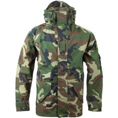 Tactical Fashion, Army Clothes, Gore Tex Fabric, Snow Skirt, Gore Tex Jacket, Woodland Camo, Army Jacket, Military Gear, Fashion Suits