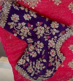 Banaras Blouse Work Designs, Pattu Hands Blouse Designs, Heavy Embroidery Blouse Designs, Maggam Work On Blue Blouse, Heavy Blouse Work Designs, Heavy Maggam Work Designs, Heavy Maggam Work Blouses, Paithani Blouse Work Designs, Latest Blouse Work Designs