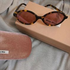 Miu Miu Lady sunglasses Miu Miu Sunglasses Cat Eye, Jjk Aesthetic, Miu Miu Accessories, Glasses Inspiration, Butterfly Sunglasses, Tinted Sunglasses