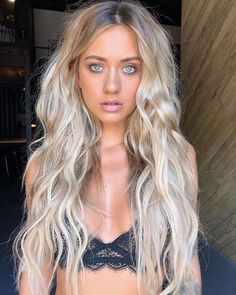 Blonde Hair Extensions, Hair Blond, Light Blonde Hair, Natural Wavy Hair, Tape In Hair Extensions