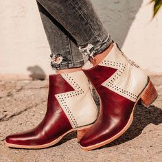 Shop the MATILDA bootie at FreebirdStores.com. Official site for FREEBIRD STORES. Exclusive Handcrafted Boots & Booties. Free Shipping & Free Returns. Handcrafted Boots, Baby Sale, Low Block Heels, Ankle Bootie, Hat Shop, Small Leather Goods, Shoe Sale, Dress With Boots, Western Boots