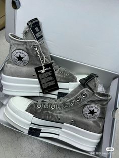 #aesthetic #shoes #converse Aesthetic Shoes Converse, Looks Hip Hop, Pretty Sneakers