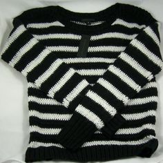 ******************************Price Is Firm************************** Worthington Black & White Long Sleeve Sweater. Material Is 82% Acrylic, 15% Nylon, 3% Other Fibers. X-Large: 24" Long; Sleeves 25" Long; Bust 20" (Measured While Lying Flat From Underarm To Underarm). Black White Sweater, White Long Sleeve Sweater, Black And White Long Sleeve, Black And White Sweater, Ivory Sweater, Zero Tolerance, Grey Knit Sweater, Fashion Pieces, White Sweater