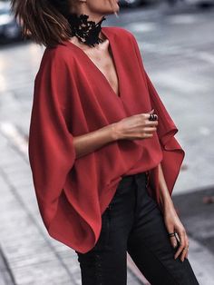 Loose Batwing Sleeves Solid Color V-Neck Blouses & Shirts Tops WHITE-XL Batwing Sleeve Blouse, Going Out Shirts, Bat Sleeve, Looks Street Style, Mode Inspo, Solid Clothes, Fashion 2018, V Neck Blouse, Looks Style