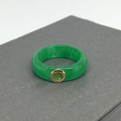 Style: Ring/ Band Stone: Jade Ring Size: Us 6.5 Total Ring Weight: 3.27 Grams Approx. Metal: 14k Yellow Gold. Not Gold Plated Or Gold Filled “No Trade!!” Photos Are Enlarged To Show Detail Please Refer To Photos With Measurements For The Size Jade Ring, Ring Color, Ring Band, Gold Yellow, Womens Jewelry Rings, Band Rings, Gold Filled, Jade, Gold Plate