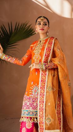 Lehenga Pics, Screen Printed Shirt, Designer Pakistani Suits, Dress Pakistani, Asian Designers, Colour Combinations Fashion, Dress Name, Unstitched Dress Material, Pakistani Wedding Dress