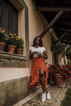 Travel Lookbook: Coco Bassey in Rome, Italy » MILLENNIELLE Summer Travel Outfit Women, Travel Outfits Women, Italy Outfits Summer, European Travel Outfit, Fall Travel Outfit, Winter Travel Outfit, Europe Outfits, Italy Outfits, Travel Outfit Summer