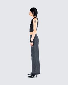 A casual, yet classy all black fit…name something better 🖤 With a black jersey cropped top, and grey denim wide leg jeans - this two-piece set will immediately make it known that your one chic b*tch 💅 All Black Fit, Denim Set, Denim Wide Leg, Black Jersey, Cargo Pant, Grey Denim, Wide Leg Denim, Black Fits, Cropped Top