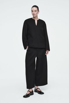 DOUBLE-FACED WOOL BARREL-LEG TROUSERS - BLACK - COS Vest Shirt, Black Trousers, Wool Pants, Animal Welfare, Cotton Pants, Trouser Jeans, Jeans Dress, Straight Leg Pants, High Waisted Pants