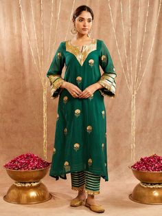 Buy Emereld Green Gota Work Block Print Chanderi Kurta and Pant-Set of 2 | THE42SEP110/THE42SEP Gota Work, Indian Heritage, Pant Set, Ethnic Wear, Anarkali, Aza Fashion, Bridal Wear, Indian Dresses, Emerald Green