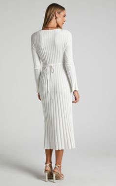 Flare Long Sleeve, Knit Midi Dress, Viscose Fabric, Long Sleeve Midi Dress, Fall Wardrobe, Tie Backs, Long Sleeve Knit, Tie Back, Scoop Neckline