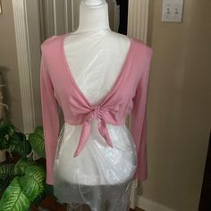 Pink Short Sweater With A Tie Front Pink Shrug Outfit, Long Sleeve Pink Shrug For Spring, 2000s Shrug, Elegant Fitted Pink Shrug, Pink Shrug, Sweater Shrug, Hot Pink Sweater, Short Sweater, Shrug Sweater