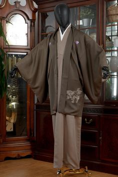 HAORI SIZE: Vertical Length: 86 cm (Collar Seam to Hem) Horizontal Length: 67 cm (Sleeve to Center Back Seam) Sleeve Depth: 48 cm (Sleeve Top to Bottom) Torso Width: 60 cm (Armpit to Armpit) KIMONO SIZE: Vertical Length: 134 cm (Collar Seam to Hem) Horizontal Length: 64 cm (Sleeve to Center Back Seam) Sleeve Depth: 49 cm (Sleeve Top to Bottom) Torso Width: 62 cm (Armpit to Armpit) FABRIC: Polyester GAUGE: Medium TEXTURE: Soft CONDITION: Excellent BLEMISHES: None Observed Please note white Hanjuban undergown shown in gallery images is not included. Kimono Ensemble is a combo set with Kimono gown and Haori jacket. Due to the nature of being a vintage textile product, the item might come with partial wrinkles, fold lines and stains. Most of such conditions are either depicted in the gallery p Traditional Fitted Kimono With Kimono Sleeves, Traditional Sets With Kimono Sleeves For Wedding, Traditional Wedding Sets With Kimono Sleeves, Traditional Long Kimono For Ceremonies, Traditional Long Fitted Kimono, Traditional Fitted Long Kimono, Traditional Long Wedding Robe, Traditional Long Brown Kimono, Samurai Style Kimono For Tea Ceremony