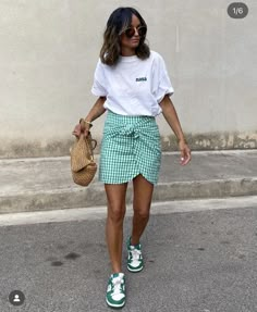 Trendy Fall Fashion, Instagram Look, Summer Outfit Inspiration, Spring Outfits Women, All Black Outfit, Summer Fashion Outfits, Basic Outfits, Casual Summer Outfits