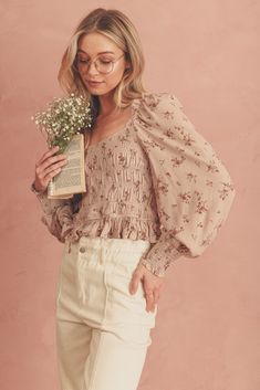 Natural Ingenue Style, Romantic Ingenue Style, Ingenue Style, Breath Of Youth, Sisters Photoshoot, Romantic Tops, Youth Clothing, Flower Style, Butterfly Earrings Stud