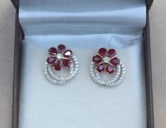 Ruby Earing Design Gold, Ruby Stone Earrings Gold, Red Stone Earrings Gold Indian, Ruby Earrings With Stone Work For Gifts, Red Ruby Earrings For Gift, Ruby Earrings Studs Diamonds, Rubies Earrings, Red Diamond Earrings, Ruby Studs Gold