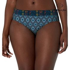 Coastal Blue Geometric Bikini Bottom Swimsuit Size M (8-10) Embrace The Azure Allure Of Summer With This Captivating Geometric Bikini Bottom. Crafted From A Luxurious Blend Of Polyester And Spandex, This Coastal Blue Creation Promises Both Comfort And Style For Your Seaside Sojourns. Its Mesmerizing Pattern Evokes The Rhythmic Dance Of Waves, Inviting You To Plunge Into The Depths Of Elegance And Adventure. Color: Blue Condition: New With Tags Brand: Coastal Blue Size: M (8-10) Material: Polyest Blue Short-length Swimwear For Poolside, Blue Poolside Swim Shorts, Blue Short Length Swimwear For Poolside, Blue Short Length Tankini For Pool, Blue Short Length Tankini For Beachwear, Blue Short Length Tankini For Swimming, Short Length Blue Tankini For Swimming, Blue Summer Tankini, Blue Short Length Tankini For Summer