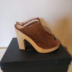 Pour La Victoire Sanya Womens Toe Mules Brown. Condition: New With Box: A Brand-New, Unused, And Unworn Item (Including Handmade Items) In The Original Packaging (Such As The Original Box Or Bag) And/Or With The Original Tags Attached. For Sale On Other Platform For Much More! Leather Heels With Woven Sole For Party, Brown Heels With Woven Sole For Formal Occasions, Formal Brown Heels With Woven Sole, Formal High Heels With Woven Sole, Elegant Slip-on Heels With Woven Sole, Brown Mules With 4-inch Heel And Round Toe, Open Toe Wooden Clogs With Cork-bed Midsoles, Elegant Brown Mules With 4-inch Heel, Brown Open Toe Clogs With 4-inch Heel