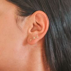 14k Yellow Solid Gold Sold as a single earring 4.5mm initials All 14k pieces are made to order. Our 14k solid gold will not oxidize or discolor, so you can wear your jewelry every day, everywhere, for years to come.