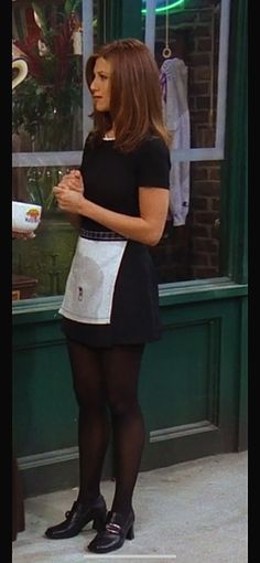 Cool Waitress Outfit, 90s Waitress Outfit, Server Outfits Black, Cafe Waitress Aesthetic, Work Uniform Aesthetic, Cafe Owner Outfit