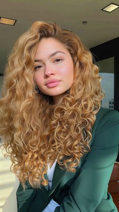 23 Adorable Hair Colors for Curly Hair – Get Inspired Now Lolo Wood Hair, Butterscotch Hair Color Curly, Hair Color For Golden Skin Tone, Amber Curly Hair, Hair For Light Skin Tone, Warm Blonde Curly Hair, Cool Toned Hair Color Ideas, Tan Skin Hair Color, Honey Curly Hair