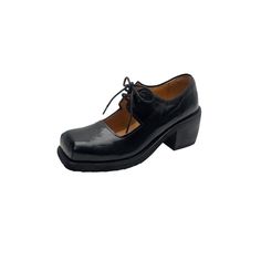 These design are modeled after classic Mary Jane styles - it fastens with lace up. They've been made by Experienced Craftsman and have round toes and manageable block bottom. Wear yours with midi dresses or cropped tailoring.Suitable for walking all day. Color: Black/BrownMaterial: Cow Leather Lining: Cow LeatherInsole: Cow LeatherSole: RubberHeels: 6 cm/2.36"Weight: 0.43kg Each Shoes (measured size 8) Fit: Medium to Wide, Runs Normal.Origin: Made in China Production Time: About 5-7 days (Any ex Classic Leather Lace-up Shoes, Black Lace-up Oxfords With Rubber Heel Cap, Leather Sole Lace-up Boots For Office, Office Lace-up Boots With Leather Sole And Round Toe, Office Lace-up Boots With Leather Sole, Vintage Lace-up Shoes With Round Toe For Work, Vintage Black Oxford Lace-up Shoes, Office Lace-up Shoes With Stitched Sole And Round Toe, Classic Lace-up Shoes With Round Toe