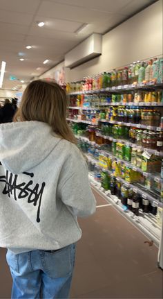 Oversized Clothes Outfit, Pull Stussy, Stussy Sweatshirt, Fits Winter, Stussy Logo, Stussy Hoodie, Autumn Fits, Stockholm Fashion, Fall Fits