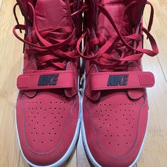 Pre Owned. Excellent Shape. Too Big For Me. Alight Scuffing I’m Inside Of Heel. Shoes Jordan, Jordan Red, Jordans For Men, Jordan Shoes, Mens Shoes Sneakers, Men's Shoes, Jordan, Shoes Sneakers, Man Shop