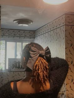 Fall Loc Styles, Healthy Locs Aesthetic, Small Traditional Locs Women, Dreads Aesthetic, Locs Aesthetic, Hairstyles Locs, Loc Goals, Small Locs, Dreadlocks Hair Care