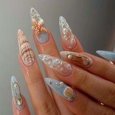 Materials: gel nail, long stiletto tips Greetings and welcome to my store. Hope you find a style you like. ✋🙆I only work with high-quality materials to create sturdy & long-lasting luxury press on nails that you can trust on. My nails will last for:1- 2 days using adhesive tab (provided with the nail set) 2- 3 weeks using nail glue. You can reuse all of the nails multiple times if you take care of them. Follow the instructions provided with the nail set. 💮Please follow the instruction size mea Beach Themed Nails, Paznokcie Hello Kitty, Seashell Nails, Kutek Disney, Long Stiletto Nails, Tropical Nails, Easy Nails, Summery Nails, Mermaid Nails