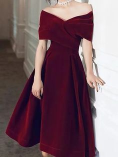 A-Line Cocktail Black Dress 1950s Dress Fall Wedding Guest Dress Knee Length Short Sleeve Off Shoulder Velvet with Pleats Pure Color 2023 2023 - US $116.99 Burgundy Dress Formal Short, Cocktail Dress Elegant, Dresses 1950s, A Line Cocktail Dress, Dress With Pleats, Fall Wedding Guest Dress, Burgundy Velvet, فستان سهرة, Fall Wedding Dresses