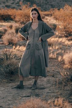 Desert Clothes, Kara Thoms, Neon Desert, Grassy Plains, Comic Clothes, Fantasy Garb, Spiritual Fashion, 2020 Style, Cowboy Baby