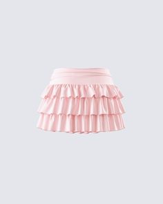 Pink + ruffled + mini = the perfect skirt, period 💗 Featuring a low rise fit, three tiered ruffles, and ruched detailing at the waistband - this skirt, made from jersey fabric, is the perfect sweet girl staple 😊 Skirt Png, Pink Ruffle Skirt, Light Pink Skirt, Mini Skirt Pink, Pink Skirts, Low Rise Skirt, Rush Outfits, Pink Mini Skirt, Ruffle Mini Skirt