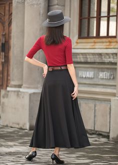 "Get dressed and out of the door in classic good looks with this pleated Long maxi skirt, crafted with soft cotton linen fabric, featuring pleated waist detail and two big pockets. DETAIL * More color https://etsy.me/3fsncV4 * 50% linen, 50% cotton * Has no lining, Not see through * Two pockets * High waistband * Back elastic waistband * Right Side zipper closure * Ankle length * Perfect for spring and summer, autumn * Wash by hand or machine with cold water *The model is 170 cm (5′7″) tall with Classic Full-length Lined Maxi Skirt, Solid A-line Lined Maxi Skirt, Pleated Linen A-line Maxi Skirt, Linen A-line Maxi Skirt With Pleats, Black Full-length Lined Maxi Skirt, Linen Maxi Skirt, Long Linen Skirt, Midi Skirt With Pockets, Long Maxi Skirt