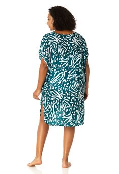 THIS ITEM IS FINAL SALE AND CANNOT BE RETURNED Go out to the beach in bold style in our plus size Easy Tunic Cover Up. This relaxed, flowy cover up is a great way to get more coverage after a trip to the beach or pool, while giving you a stylish look. Wear this tunic cover up over your one piece swimsuit or bikini for comfortable beach style that is both practical and trendy. You'll love wearing this Anne Cole Plus Easy Tunic Cover Up on those warm summer days! 100% Rayon Jungle Fever SKU: 23PC5 2023 Swim, Easy Tunic, Jungle Fever, Bold Style, Size 16 Dresses, Swimsuit Cover, Bold Fashion, Beach Style, Bra Sizes