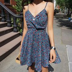 Flowery Dresses, Spring Dresses Casual, Vacation Dresses, Mode Inspiration, Looks Vintage, Spring Dresses, Outfits Casuales, Street Styles, Blue Dress