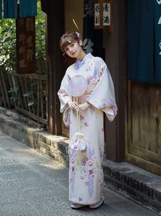 ❤︎Beige flower stripe yukata❤︎
It will take time for us to ship the item. Yukata Women, Traditional Asian Dress, Design Japonais, Traditional Japanese Kimono, 일본 패션, Yukata Kimono, Kimono Yukata, Casual Kimono, Kimono Design