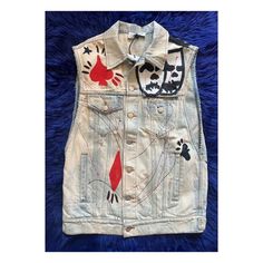 A Chic Faith Connexion Oversized Denim Vest Limited Collection, Extremely Rare, Not Available For Purchase Anywhere Size: Xs, Will Fit Small As Well (Listed In Both Sizes) Amazing Painted Print All Over, Featuring Cards, Masks And “Easy” Front Button Closure 100% Cotton Measurements (Taken Laying Flat): 25” From Shoulder To Hem 17” Hem 16” Chest A Real Game-Stopper! White Fitted Denim Vest, Trendy White Denim Vest With Pockets, Urban White Denim Jacket, White Urban Denim Jacket, Oversized Denim Vest, Lululemon Rain Jacket, Oversized Vest, Motorcycle Vest, Faith Connexion