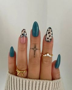 24 Stunning Teal Nail Designs You Must Try Trendy Almond Nails, Paznokcie Hello Kitty, Cheetah Print Nails, Western Nails, Kutek Disney, Nails Autumn, Teal Nails, Nail Looks