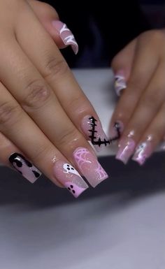 Girly Halloween Nails Short, Short Nails Acrylic Fall, Halloween Nails Pink, Pink Halloween Nails, Set Nails, Halloween Acrylic Nails, Punk Nails, Hard Nails, Nails Now