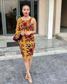 African Straight Dress Styles, Straight Dress Styles, Nigerian Dress Styles, Ankara Outfits, Mode Prints, African Party Dresses, Ankara Clothing