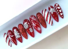 Red Christmas Handpainted False nails set on long stiletto shape. * Available in any shape & length. * Available in set of 10 nails and full set of 20 nails. All nail sets are handpainted, made with high quality salon products and genuine crystals. Some of nail sets have handpainted drawings. * Each order set includes nail prepare kit - mini nail file , storage gift box with a ribbon, 12 adhesive tabs. If you have any questions feel free to send me a message. ^^ Disclaimer. * Actual colors m Christmas Nail Art Designs Snowflakes Red, Christmas Nails Elegant Red, Christmas Ball Nails, Red Rhinestone Christmas Nails, Red Bling Christmas Nails, Festive Nails Christmas Sparkle, Festive Christmas Nails Red, Christmas Present Nail Designs, Christmas Plaid Nails Design