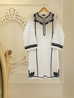 White Kurti, Lace Suit, Trendy Shirt Designs, Dress Design Patterns