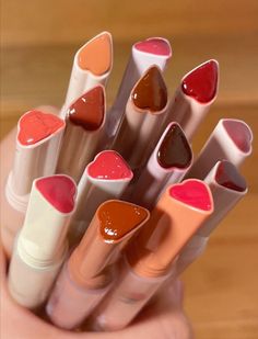 Nice To Meet Chuu Lipstick, Flortte Heart Lipstick, Girls Lip Gloss, Cute Lipstick, Alat Makeup, Lip Balm Collection, Makeup Accesories, Gloss Labial, Fancy Makeup