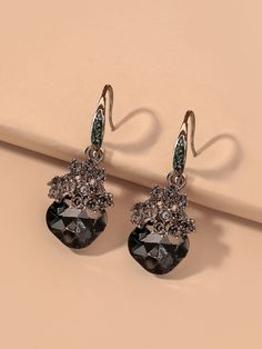 Earrings Shein, Black Diamond Jewelry, Gemstone Drop Earrings, Prom Ideas, Fancy Earrings, Dark Feminine, Cubic Zirconia Earrings, Zirconia Earrings, Feminine Style