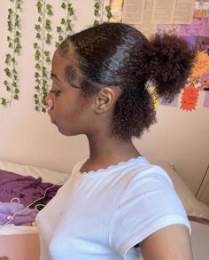 pin: princessmiraaclee 2023 Haircut Trends, 4c Natural Hairstyles Short, Natural Hair Ponytail, Haircut 2023, Tan Skin Blonde Hair, Short Hair Cut, Women Short Hair, Cute Braided Hairstyles